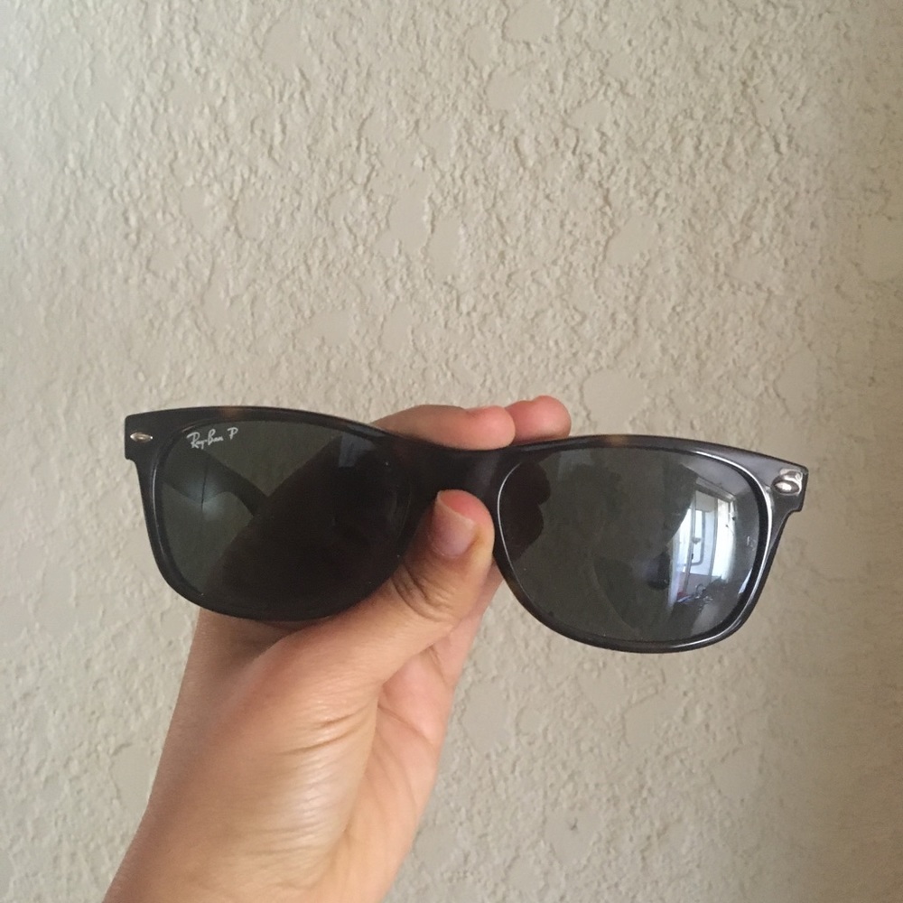 Ray ban sunglasses - Picture 1 of 7